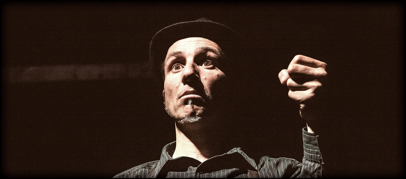 Teatri della Viscosa - I treni della felicità - Spettacolo teatrale - Peppino
