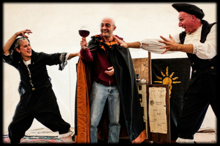 Teatri della Viscosa - In Vino Ridens - Volontaio Teatri della Viscosa - In Vino Ridens - Volontaio