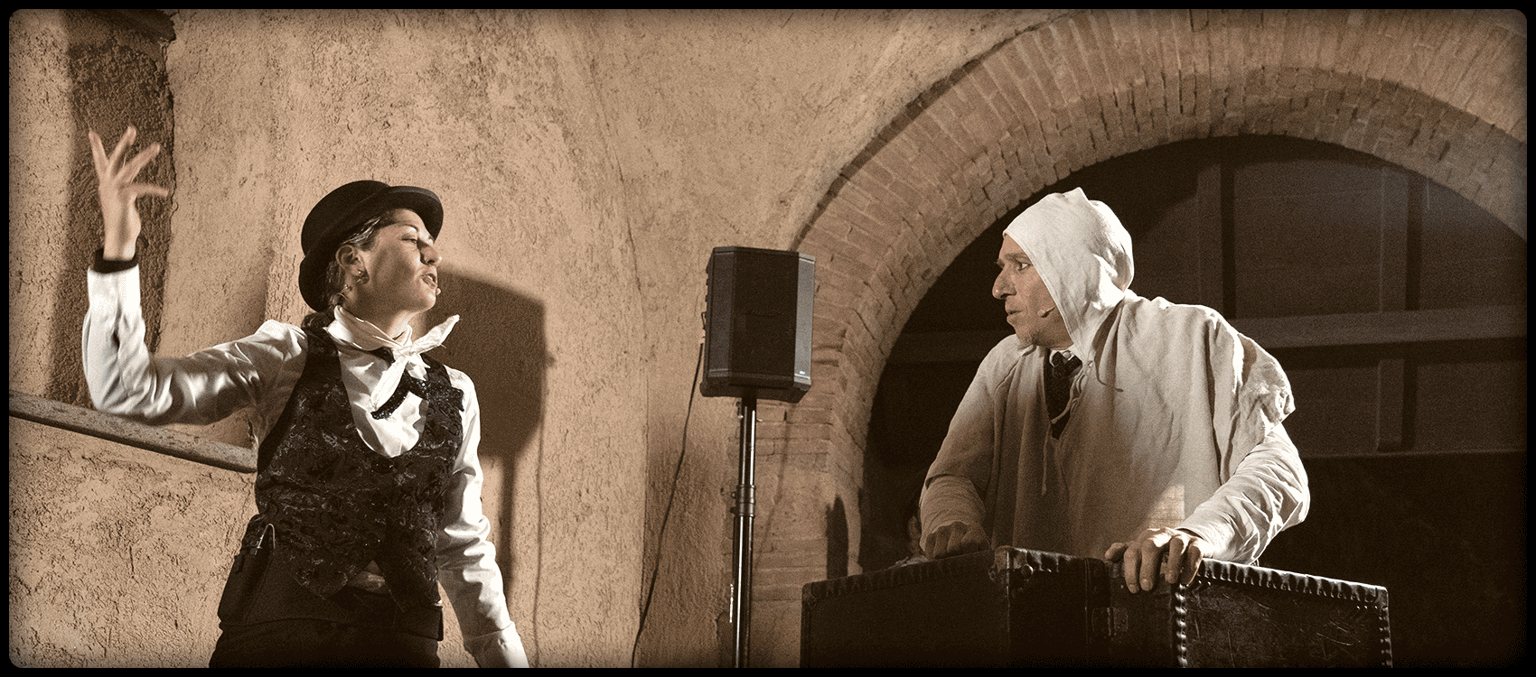 Teatri della Viscosa - Slider Redivino in strada - Cristiano